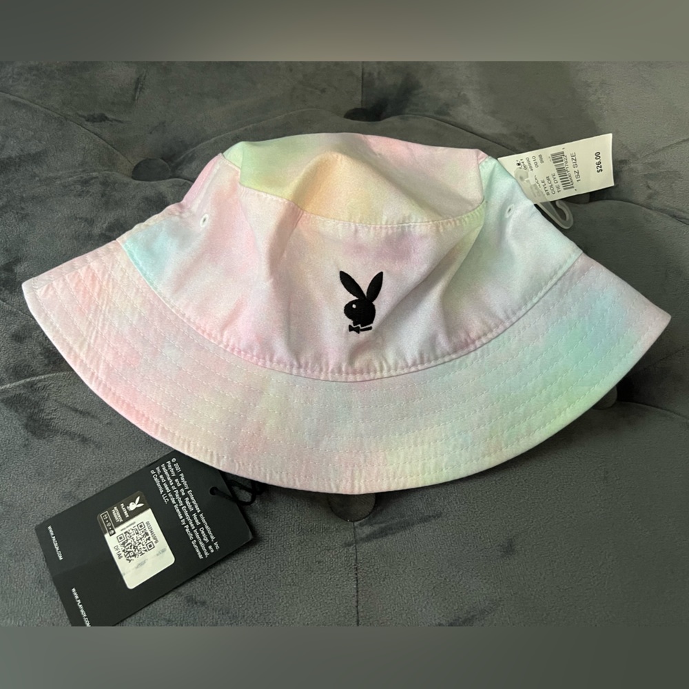 NWT PlayBoy PacSun Tie Dye Bucket Hat